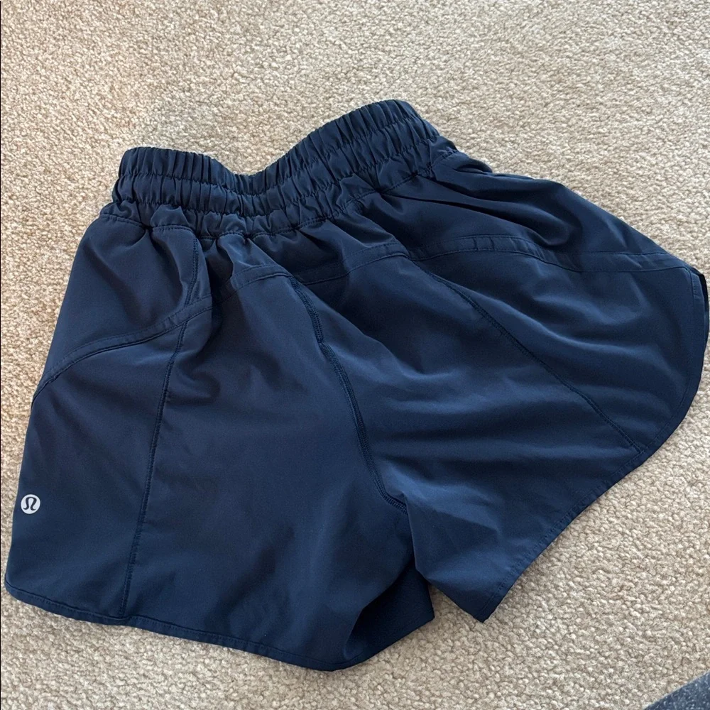 Lululemon Track That MR Short 5" Lined Navy blue Size 4 - Picture 2 of 3